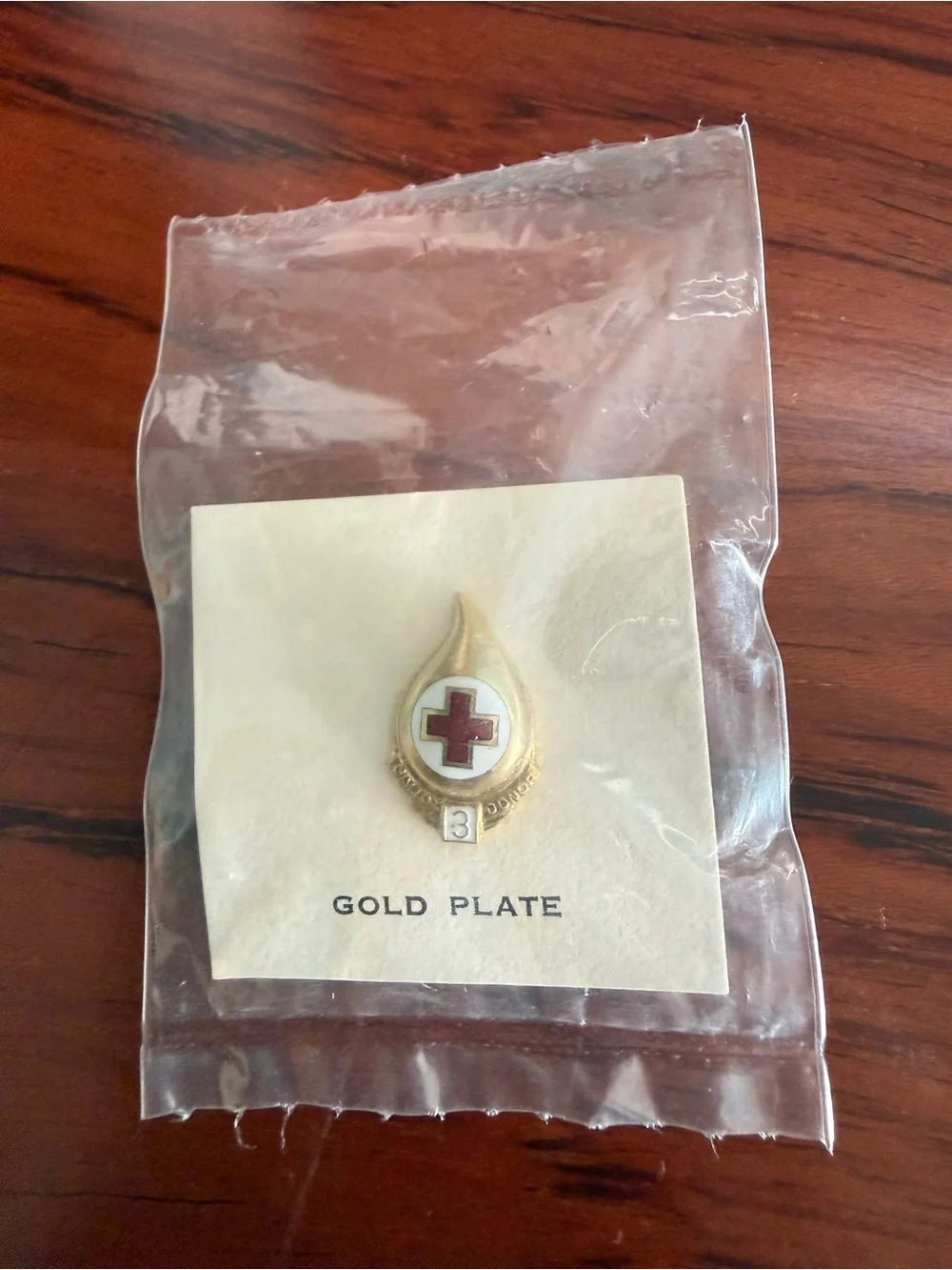 Vintage 3 Gallon Blood Donor Pin Gold Plate Red Cross Enamel Original Card